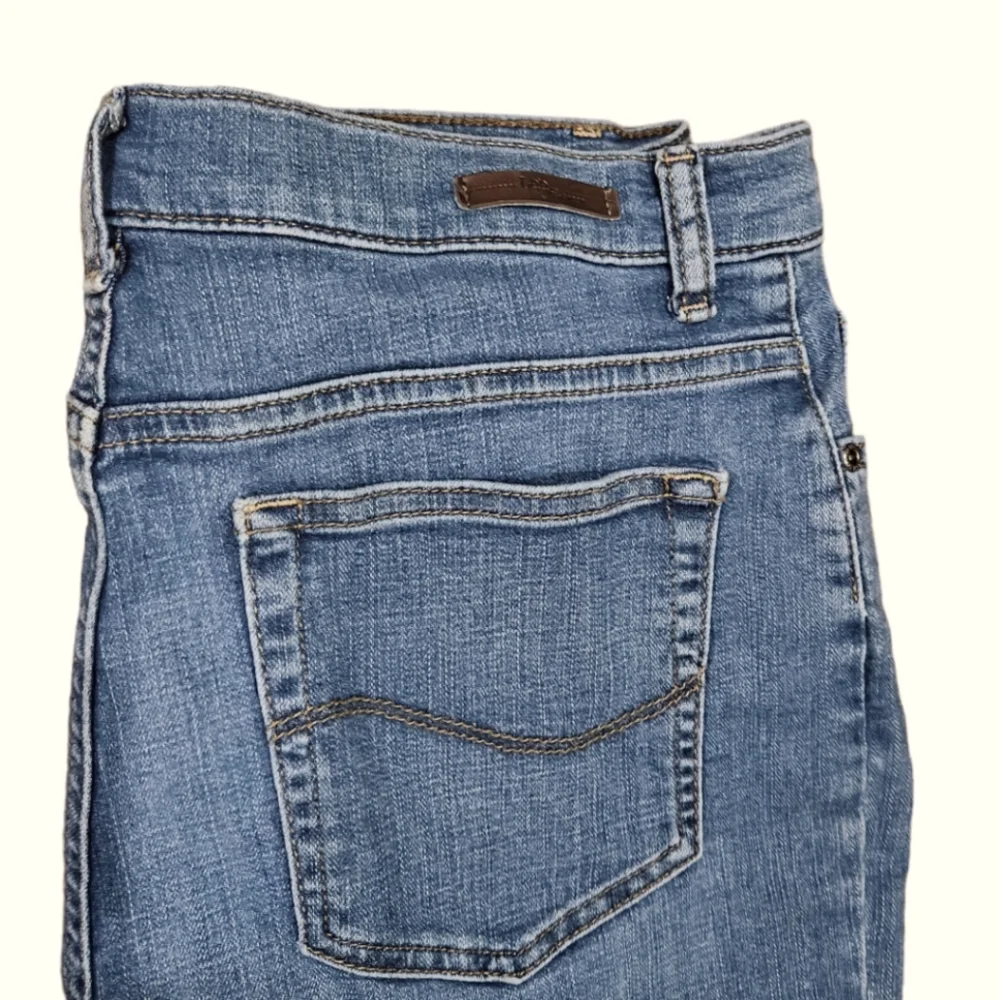 Lee‎ Straight Leg Jeans. Size 10